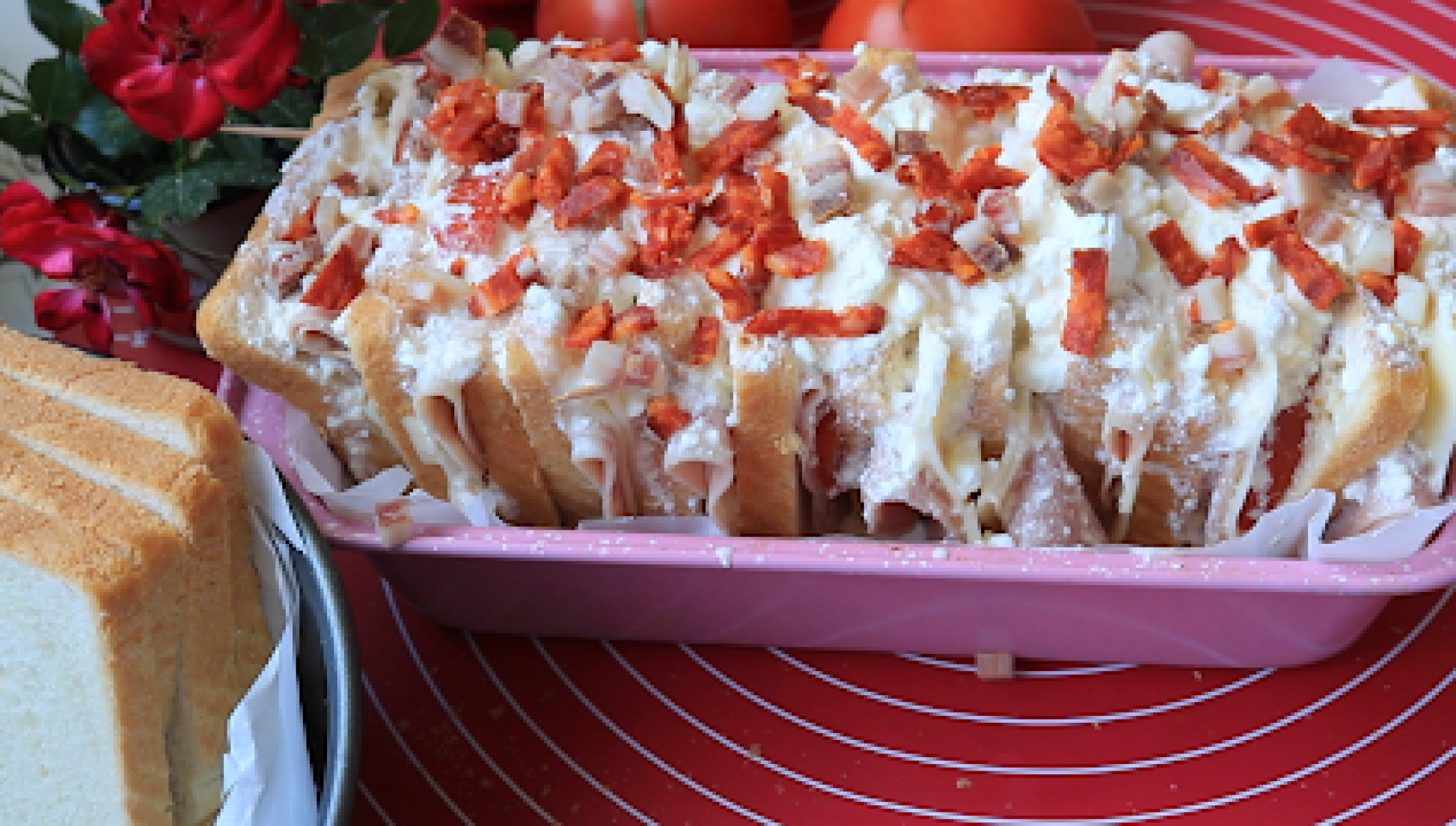 JEFTIN, PREUKUSAN, A PRE SVEGA BRZ DORUČAK Punjena harmonika od hleba, ni mrvice neće ostati (VIDEO)