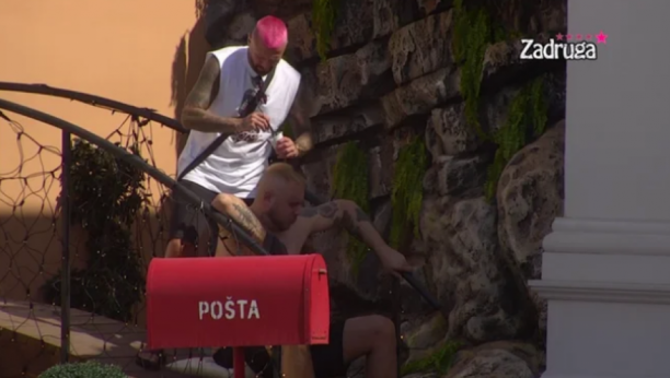 PRVE PRIPREME Filip Car se ponovo ofarbao kako bi zablistao na venčanju