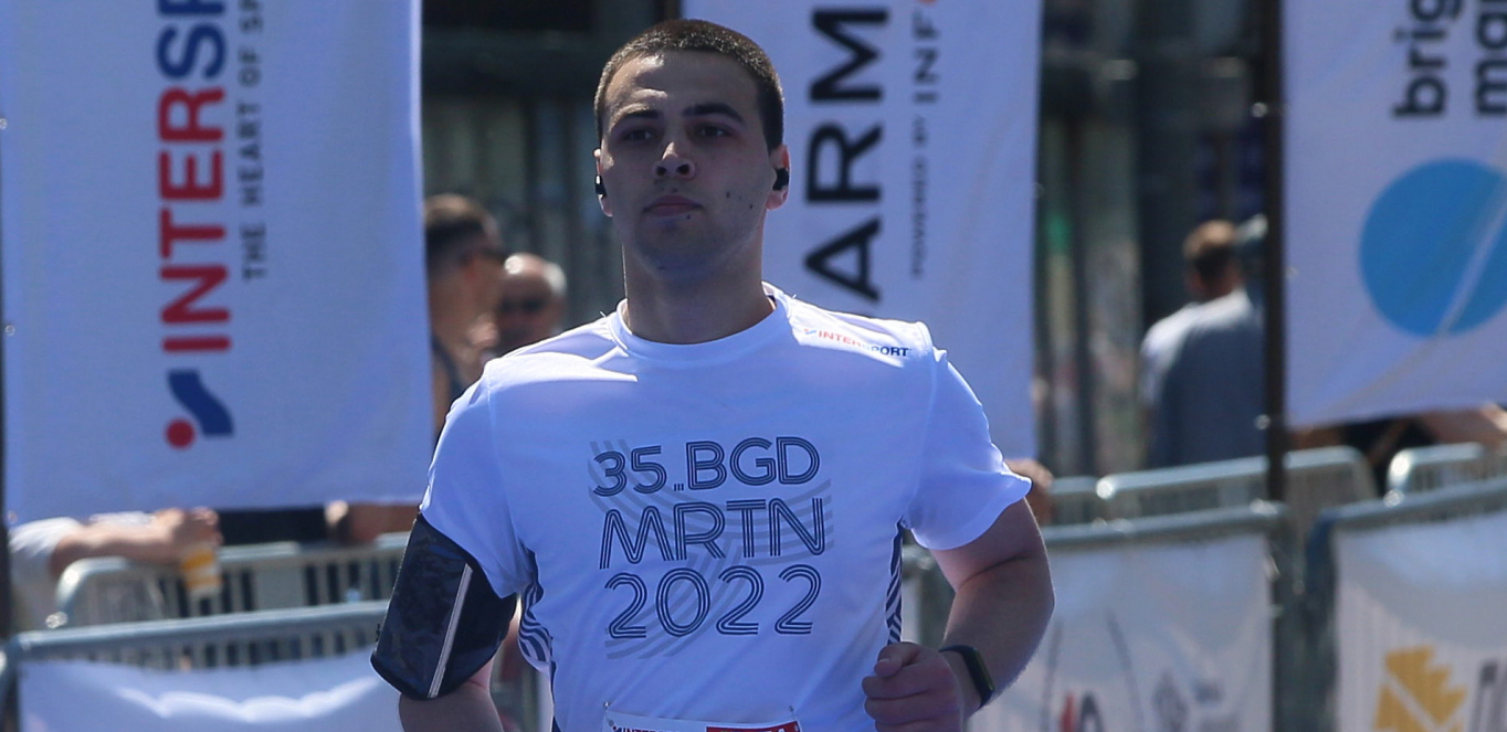 BORBA SA SAMIM SOBOM Kada početi sa pripremama za polumaraton, kako izaći iz zone komfora i reći sebi: 