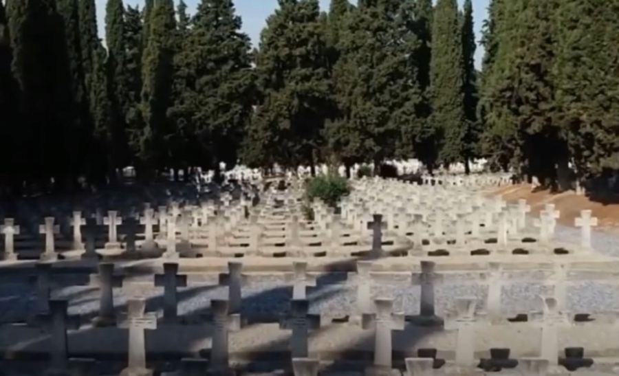 PRETHODNICI DEDE ĐORĐA Prvi sahranjen na Zejtilniku kraj sabora, drugi čuvao slavno groblje od nacista (FOTO)