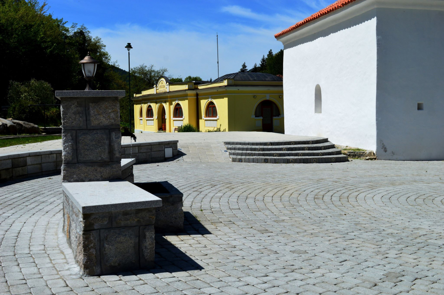 SVE LEPOTE JOŠANIČKE BANJE Posetite zelena vrata Kopaonika i zavirite u život srpske Jovanke Orleanke