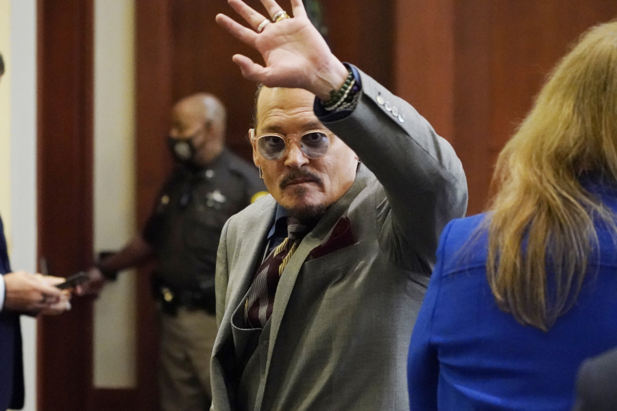 I POZNATI IMAJU FOBIJE Neki ne vole delfine, svinje i leptire, a drugi se plaše stopala i jaja