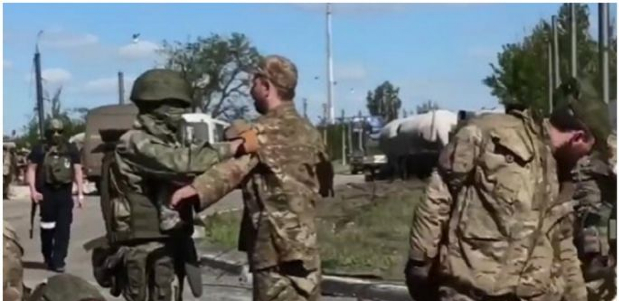 BELA ZASTAVA Predao se komandant ukrajinskog bataljona Ajdar, izašao sa rukama uvis