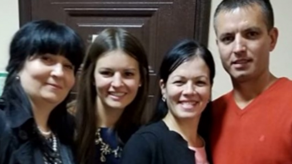 TAJNA ČUVANA 39 GODINA Dve devojčice zamenjene u porodilištu konačno saznale istinu