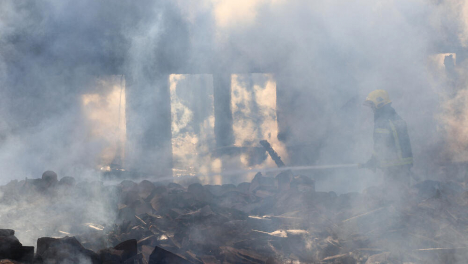 GROM ZAPALIO KUĆU KOD ČAČKA Zapalio se strujomer u domaćinstvu na Kablaru (FOTO, VIDEO)