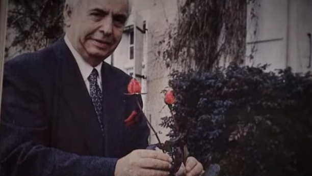 NAPRAVITE ČAJ NAZVAN "NAPITAK SREĆE" Francuski travar otkrio tajni recept kojim je lečio papu