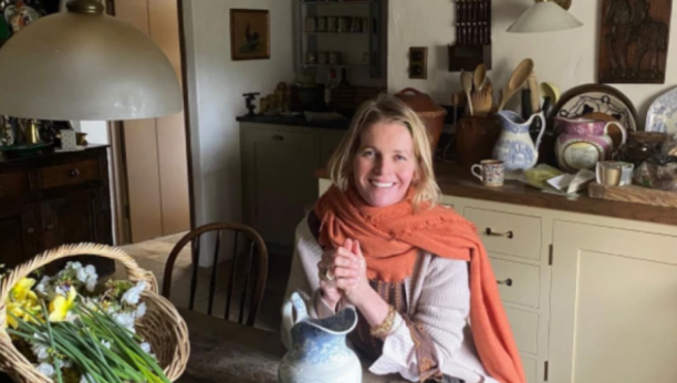 UDALA SE ZA PUTINOVOG BANKARA Aleksandra je živela kao carica, a sada sa troje dece živi kao prosjakinja!