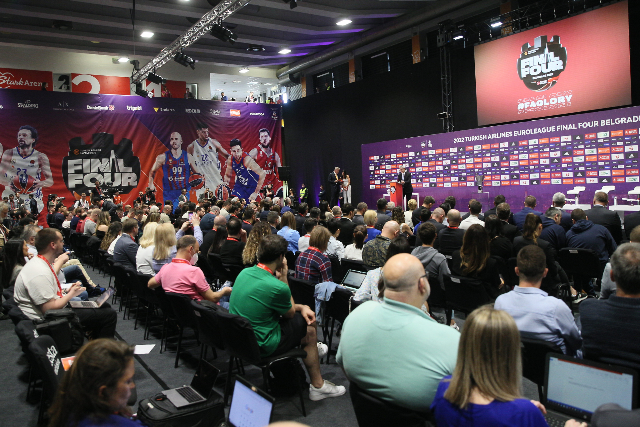 BEOGRAD OTVORIO VRATA KOŠARKAŠKOM SPEKTAKLU Nikodijević na otvaranju fajnal-fora Evrolige: Ovo je velika čast za našu prestonicu
