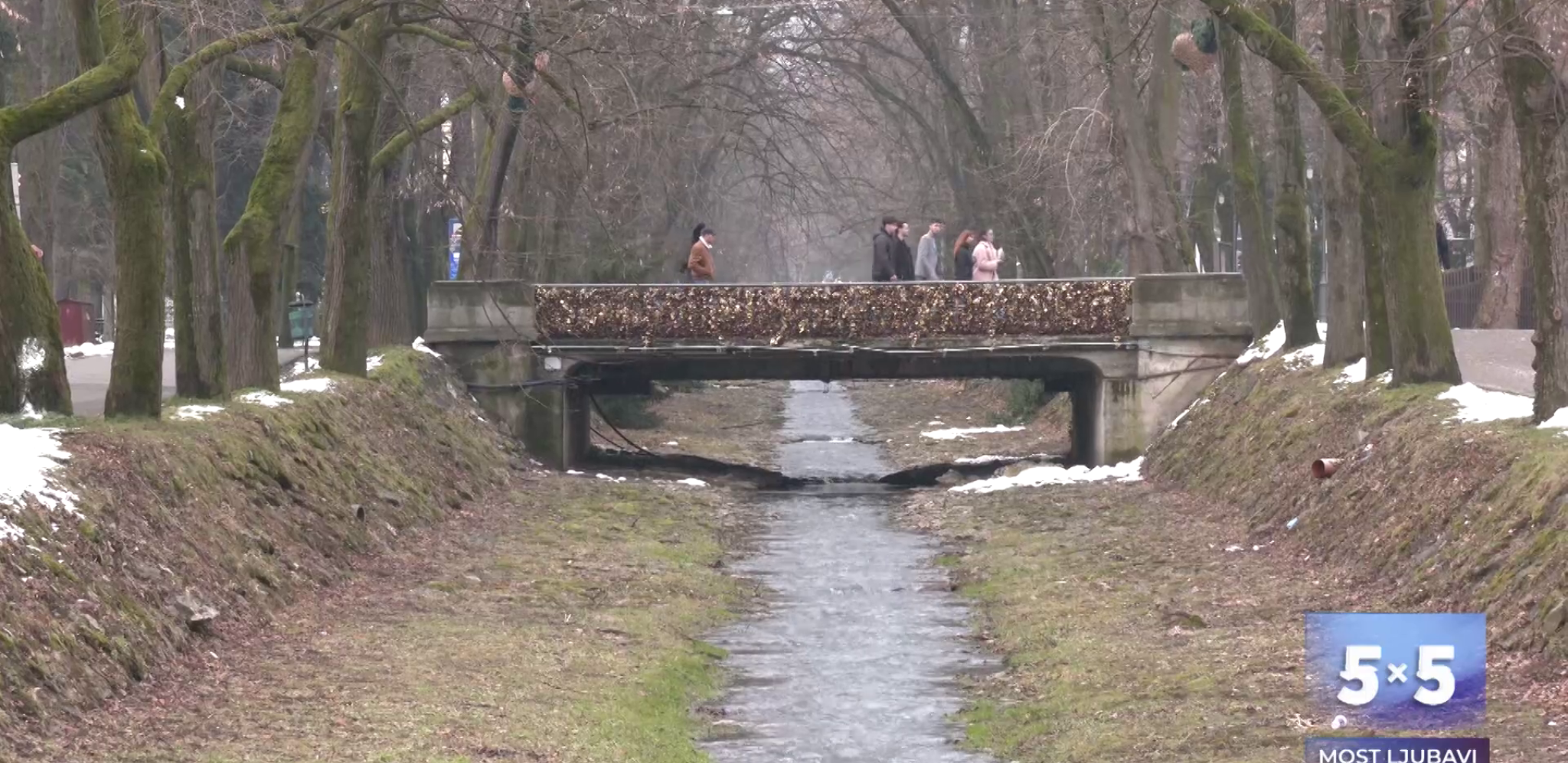 VRNJAČKA BANJA PRKOSI PARIZU Otkrivamo tragičnu priču koja se krije iza Mosta ljubavi