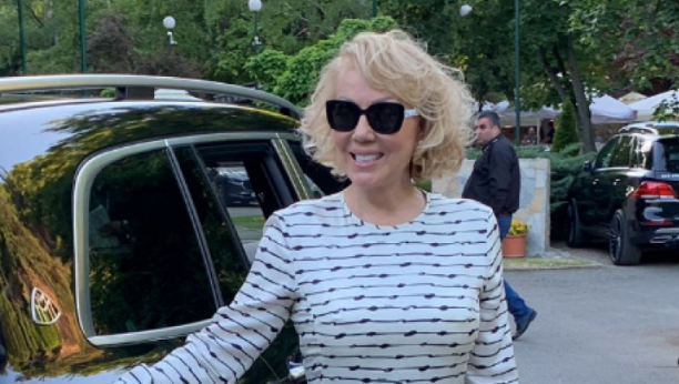 RADI SE PUNO I PAMETNO SE ULAŽE Brena progovorila o imovinama: Neće moći da saberu svo bogatstvo koje imamo