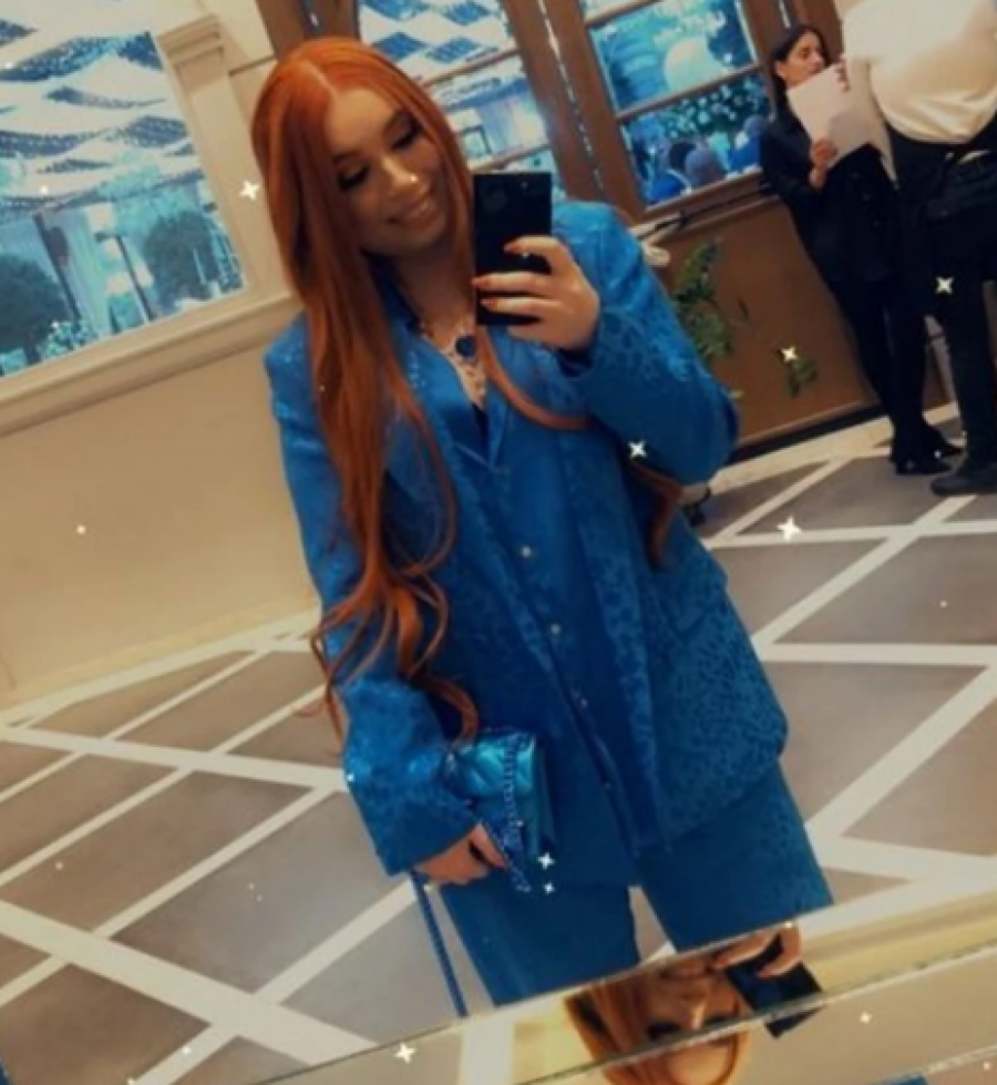 POPOVIĆ NOSI CIPELE OD 1000 EVRA, A NJEGOVA ĆERKA ODEĆU OD 20.000 DINARA Evo gde kupuje Aleksandra Popović i kako se pojavljuje u javnosti