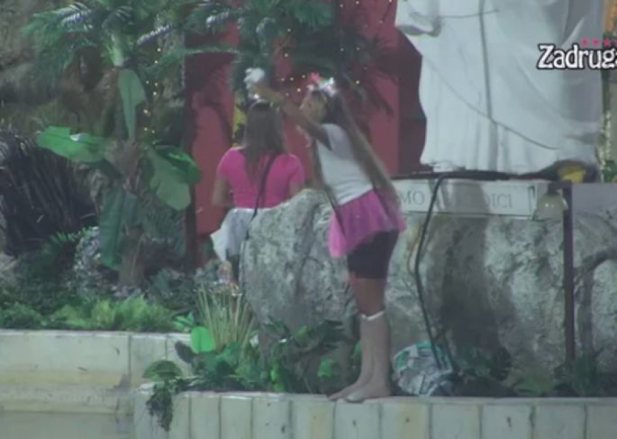 MIMA SE MUVALA SA DVOJICOM Dalila napravila haos, obelodanila šta je Grujina ljubavnica uradila, on doživeo pomračenje