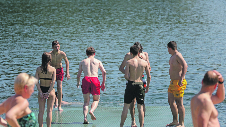 POLICIJA IZDALA UPOZORENJE ZA SVA KUPALIŠTA U SRBIJI Roditelji sa decom treba da obrate posebnu pažnju