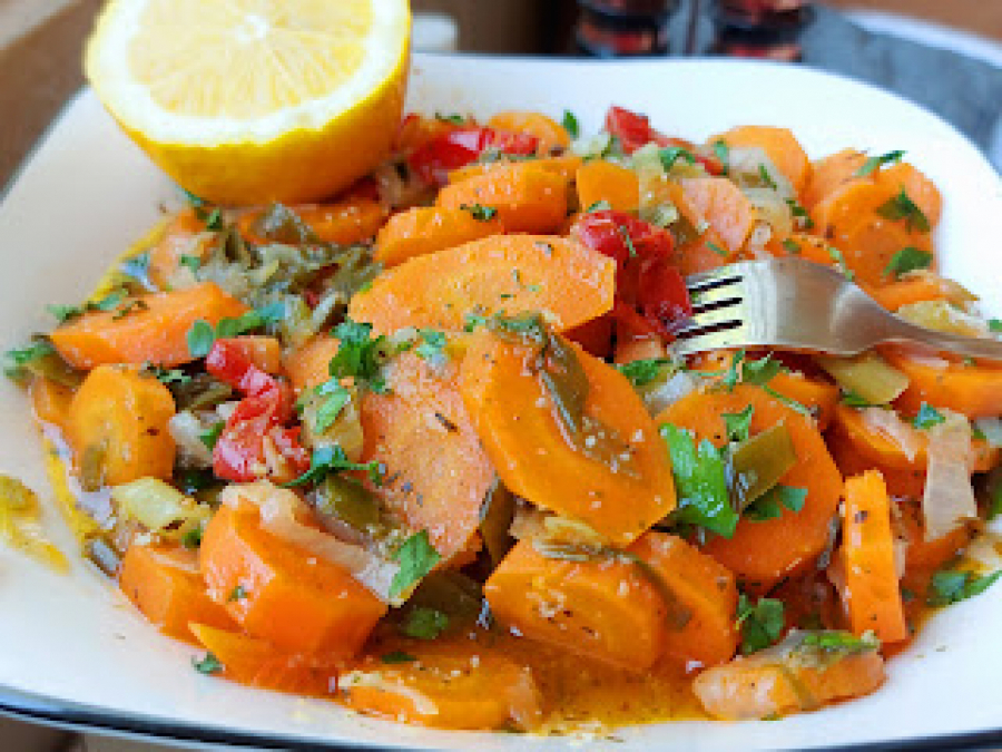 IDEALNO KAO PRILOG UZ MESO Šargarepa u ovom sastavu je izvrsna (VIDEO)