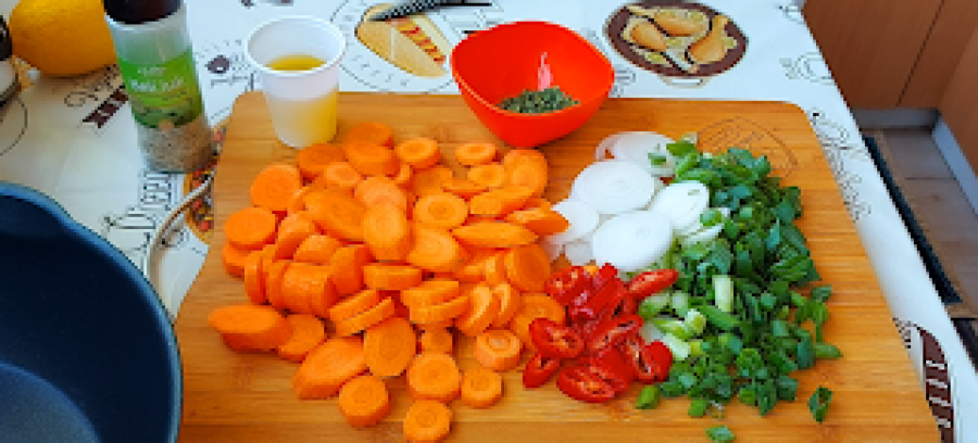 IDEALNO KAO PRILOG UZ MESO Šargarepa u ovom sastavu je izvrsna (VIDEO)