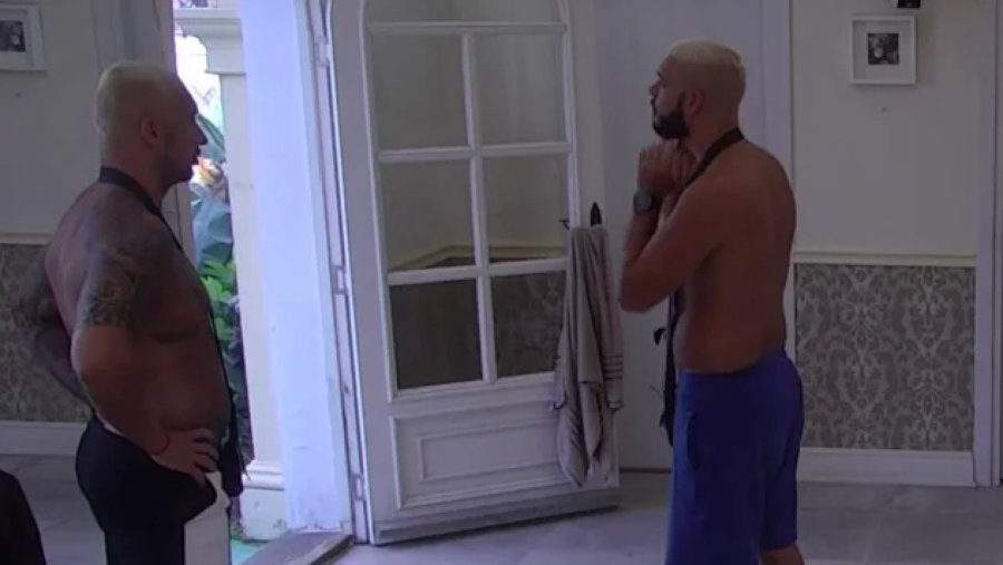 JEL MOGUĆE OVO, KAO DA JE ŽENA? Dejan pobesneo, Car uspeo da ga izvede iz takta pred svadbu