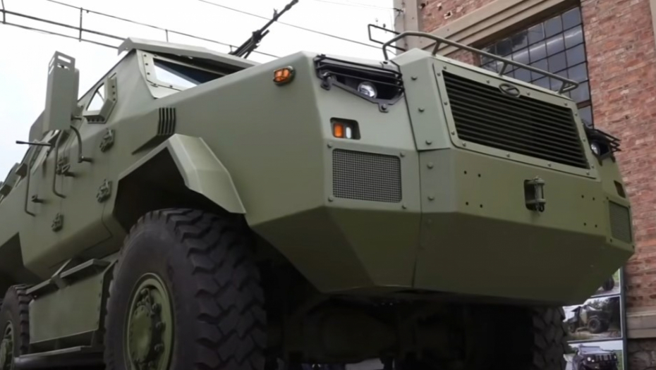 NOVA ZVER U SRPSKIM REDOVIMA Vojska Srbije bogatija za još jedno moćno oklopno vozilo! Ovo se dugo čekalo (VIDEO)