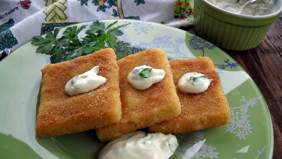 STARO JELO NA ZANIMLJIV NAČIN Pohovani kačamak, specijalitet srpske kuhinje