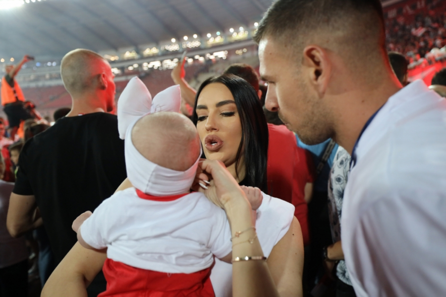 PUKLA SAM PREVIŠE PARA, ALI NE ŽALIM Kaća Grujić za Alo! otkriva ko će uveseljavati goste na njenoj svadbi, a i za kolege je imala jasnu poruku