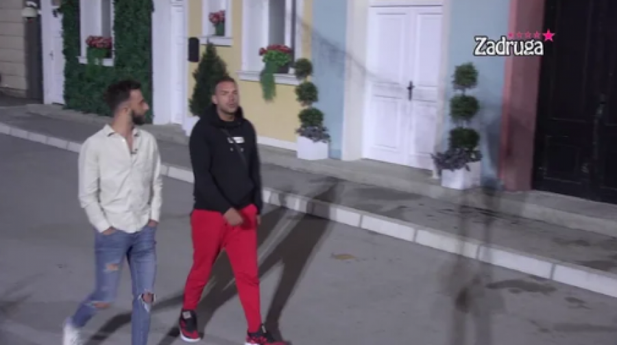 ZAPLAČEM, VOLIM JE... Anđelo na ivici suza priznao emocije prema Dalili i javno rekao da mu je ona najveća greška, zadrugar potpuno slomljen