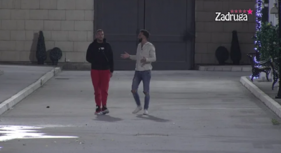 ZAPLAČEM, VOLIM JE... Anđelo na ivici suza priznao emocije prema Dalili i javno rekao da mu je ona najveća greška, zadrugar potpuno slomljen