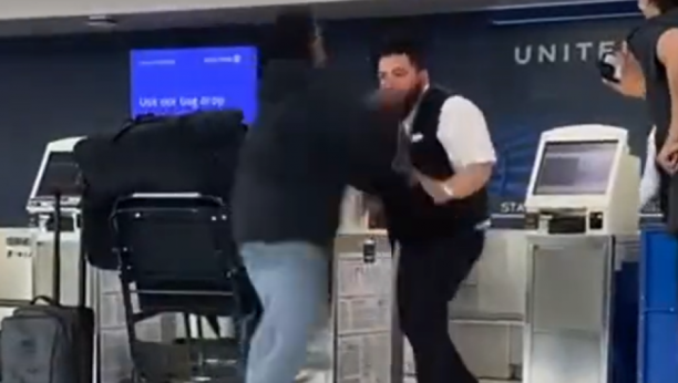 SKANDAL O KOJEM AMERIKA PRIČA Bivša NFL zvezda pretukla radnika na aerodromu, video kruži društvenim mrežama (VIDEO)