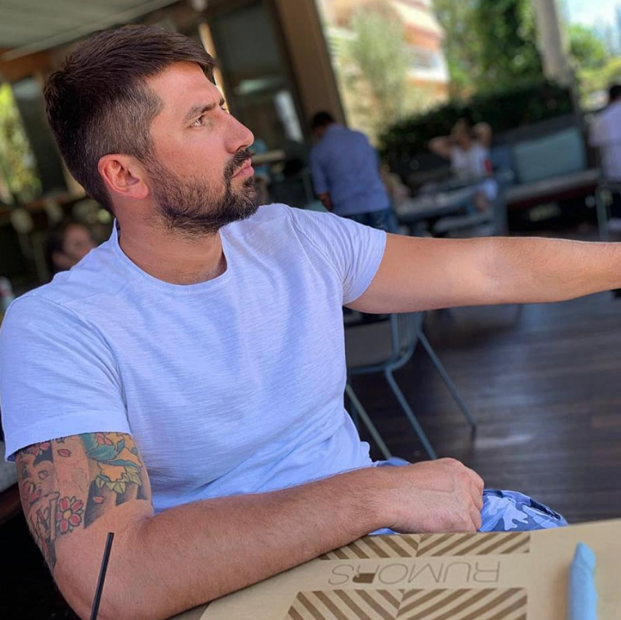 OPROSTIO SAM JOJ ZBOG BRATA Nikola Rađen konačno otkrio zbog čega nije govorio sa majkom čak šest godina