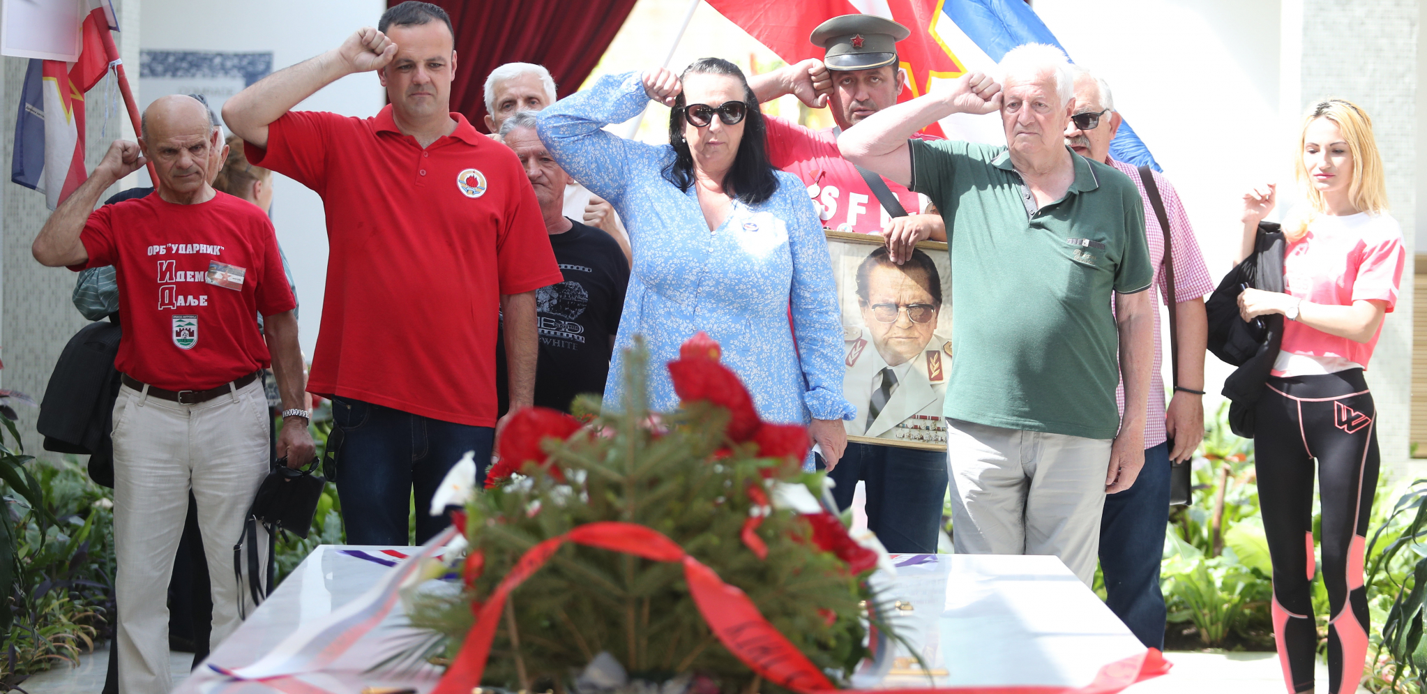 PRE BISMO OŽIVELI TITA NEGO RODITELJE! Posle 35 godina štafeta mladosti je nošena od Vardara do Triglava (VIDEO)