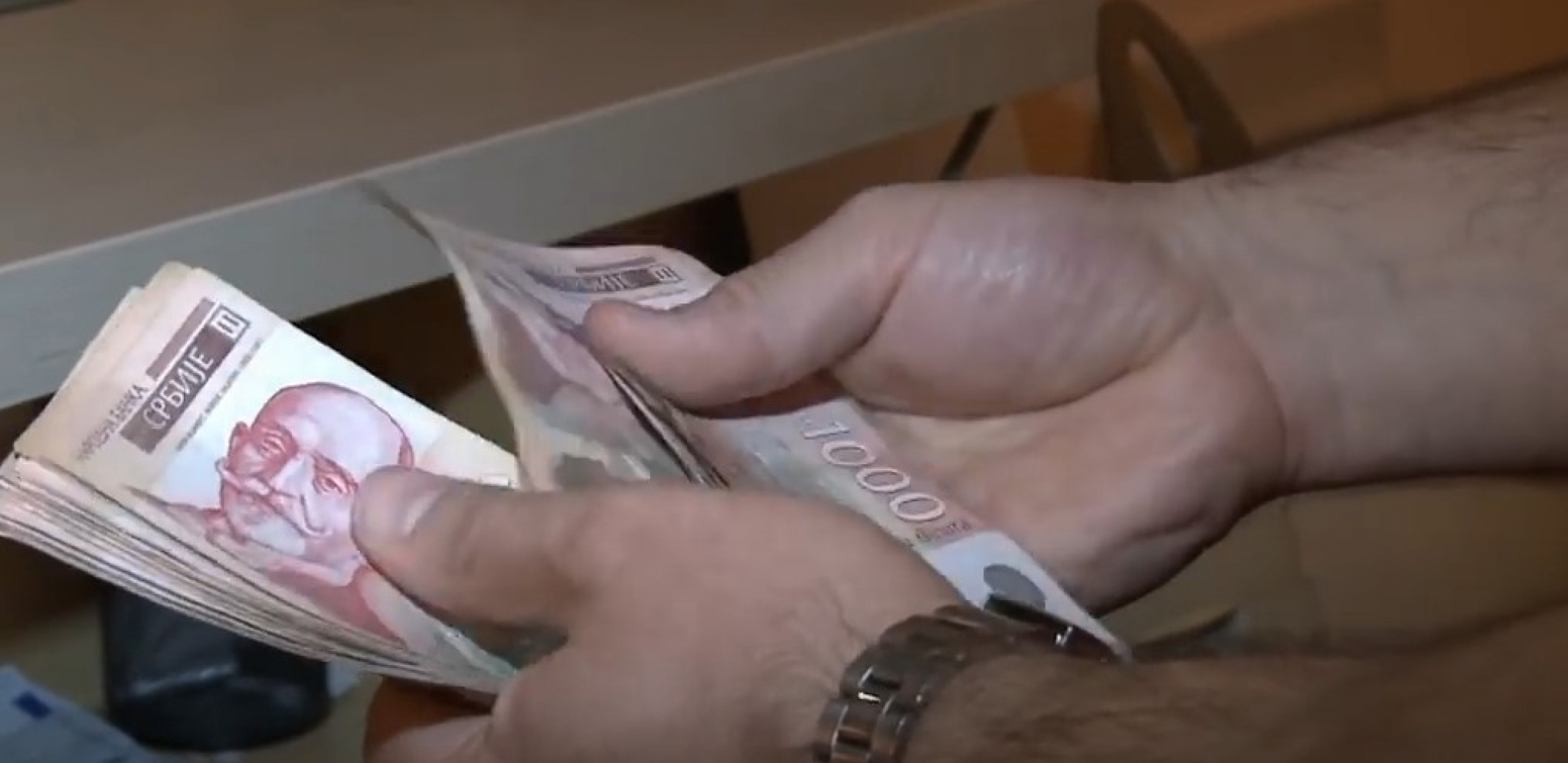I NOMINALNI I REALNI RAST ZARADA Prosečna neto plata u Srbiji 74.168 dinara u maju