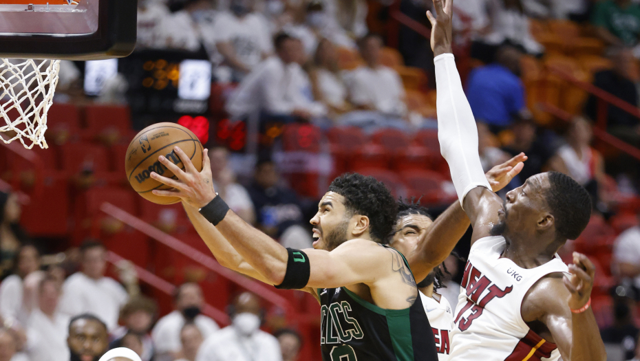 BOSTON U GOSTIMA NADIGRAO MAJAMI Stekli prednost u finalu Istoka, na korak od završnice NBA lige