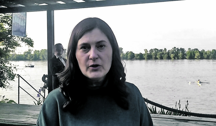 OPREZ! SUNČANJE IZAZIVA RAK KOŽE Dermatolog dr Lidija Kandolf Sekulović upozorava da se čuvamo sunca (VIDEO)