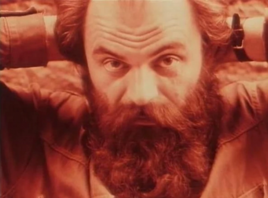 UDAR NA TITOV REŽIM I GEJ POLJUPCI Ovo je jedini domaći film koji je napravio neviđeni haos u Jugoslaviji, reditelj završio na robiji, a tu nije kraj