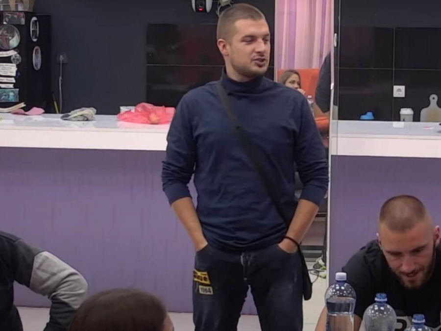 TVOJOJ DECI TREBA OTAC BEZ PARA, A NE PARE BEZ OCA Miki sasuo Gruji nikad brutalniju istinu u lice, on nije znao šta ga je snašlo od sramote