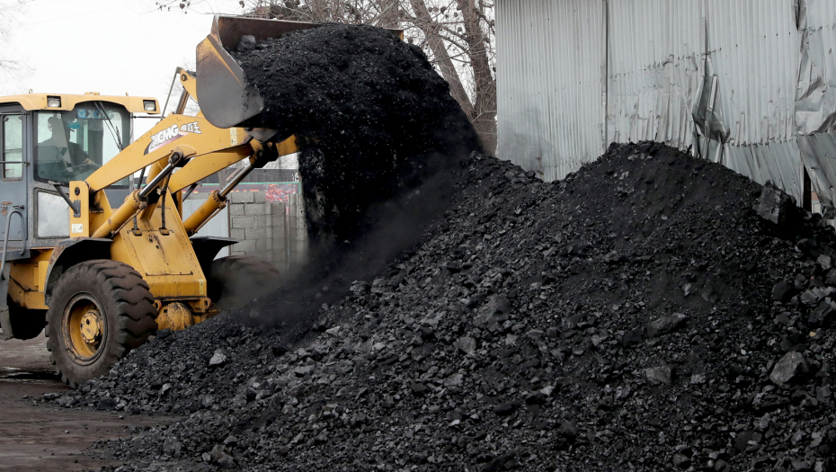 CENE SU PALE, SRBI MASOVNO KUPUJU Stručnjaci navode da je ovaj period godine najpovoljniji za nabavku čvrstog ogreva