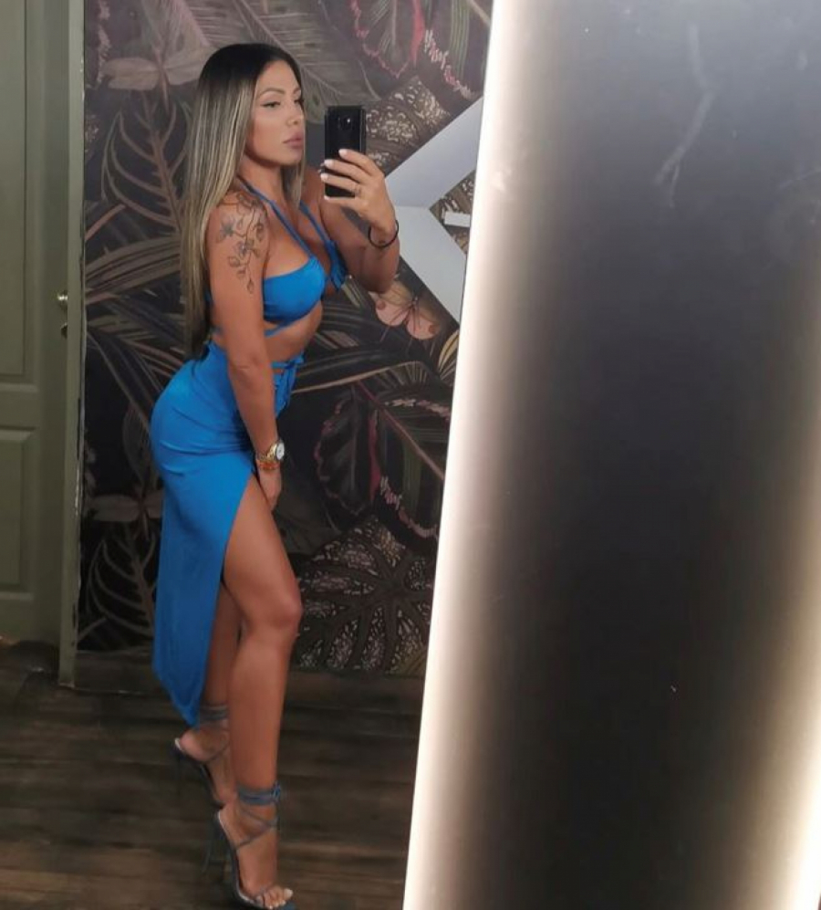 KAKVA GU*A, UDAJ SE ZA MENE Sandra Afrika isprošena zbog golišave fotografije (FOTO)