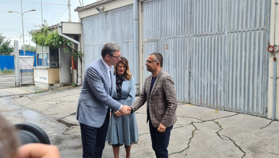 PREDSEDNIK VUČIĆ: Neće biti nestašice osnovnih životnih namirnica ni jednog jedinog dana! (FOTO/VIDEO)