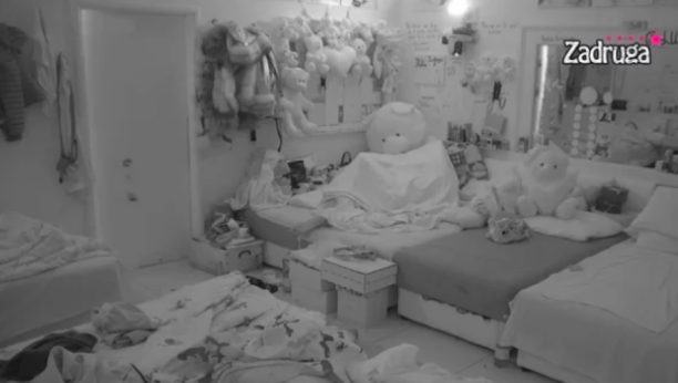 IPAK IM NE ODGOVARA IZOLACIJA? Dalila i Car u akciji, nakon svađe sve je slađe, tresla se spavaća soba (VIDEO18+)