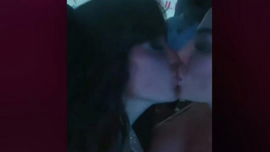 STANIJA I TAMARA SE STRASTVENO LJUBE Šok potez starleta zaustavio dešavanja u klubu, na ove vrele kadrove niko nije ostao imun (VIDEO)