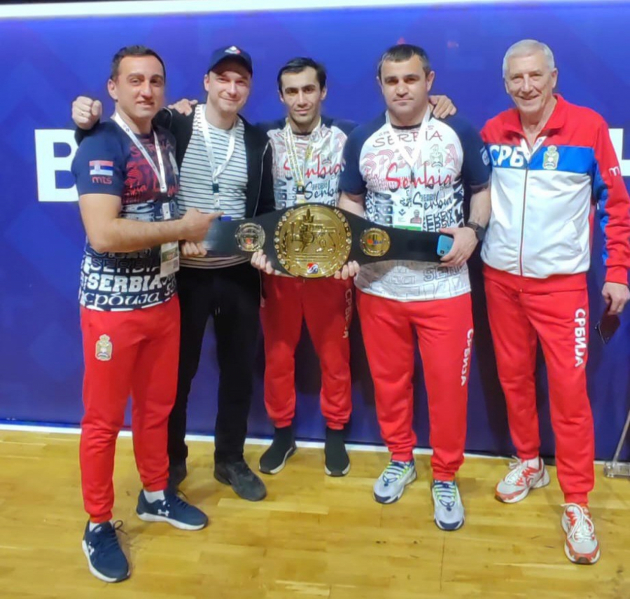 SRPSKI BOKS KROZ JEREVAN U ISTORIJU Abasov i Agejev: Zlatne medalje nosimo u našu prelepu Srbiju