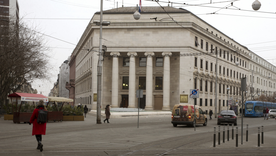 HRVATSKA TONE SVE DUBLJE Opšta panika među građanima, trošak otplate  kredita i do 20 odsto veći!