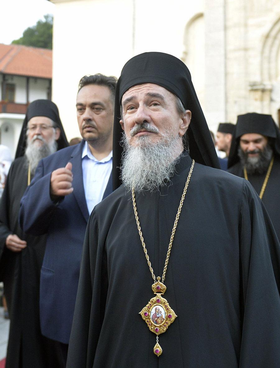 TAKO MI BOG POMOGAO! Episkop i protođakon SPC za Alo! o rečima kojima je predsednik započeo novi mandat: Vučić prvi koji se pred Bogom obavezao da će čuvati Srbiju