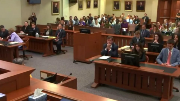 ZAVRŠENO SUĐENJE DECENIJE Ovo čeka Džonija Depa i Amber Herd, a evo koju odluku je donela porota