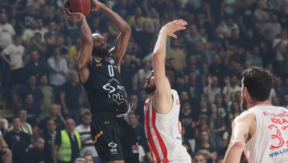 PARTIZAN SRUŠIO ZVEZDU U INFARKT ZAVRŠNICI Pobeda crno-belih ostala u senci nemilih scena