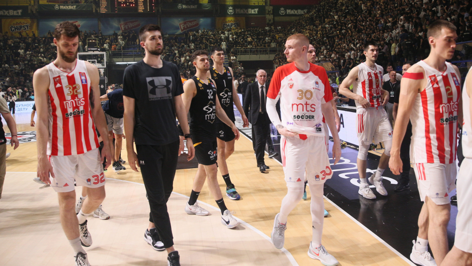 POSLEPONOĆNO SAOPŠTENJE CRVENE ZVEZDE "Dosta nam je više predstava u kojima inicijatori glume žrtve i veličine!"