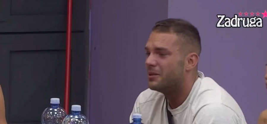 IZLETEO IZ BELE KUĆE Anđelo ugledao Teodoru Džehverović u rijalitiju i zajecao, priznao da je nije preboleo, zadrugari zaplakali zajedno sa njim