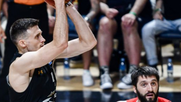 PARTIZAN BRUTALNO ODBRANIO DOMAĆI PARKET Crno-beli razbili  Zvezdu, već na poluvremenu rešili pitanje pobednika, "majstorica"  odlučuje regionalnog šampiona