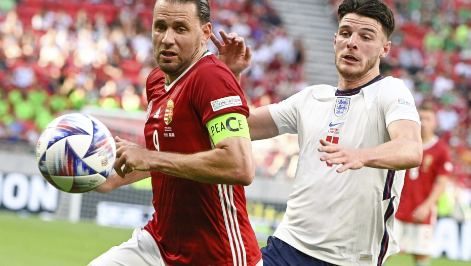 MAĐARI ISPISALI ISTORIJU Englezi pali u Budimpešti pred 30.000 mališana, prvi put posle 60 godina (VIDEO)