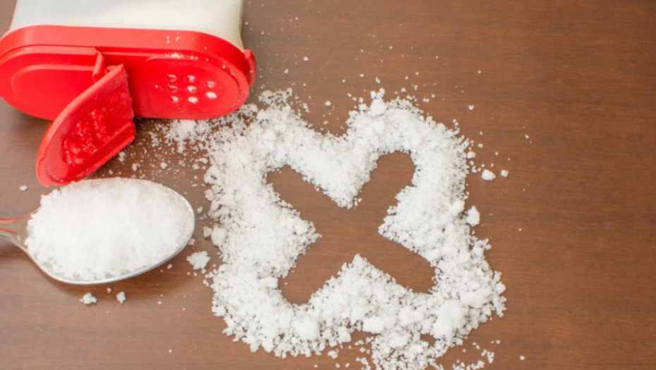 LEČI OD BOLESTI I BRANI OD UROKA Stavite so ispod kreveta i zaboravite na muke