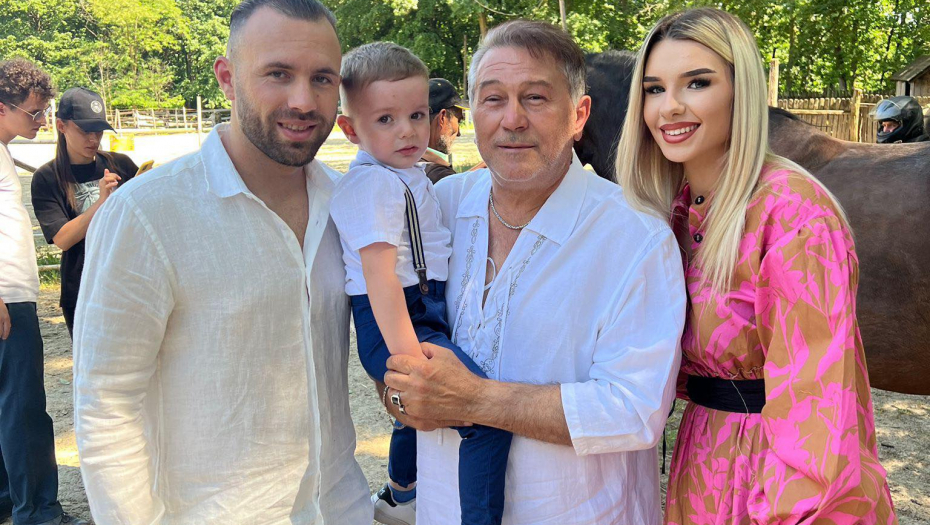 OKUPIO TRI GENERACIJE MUSLIMOVIĆ Halid snimio najemotivniji spot u svojoj karijeri