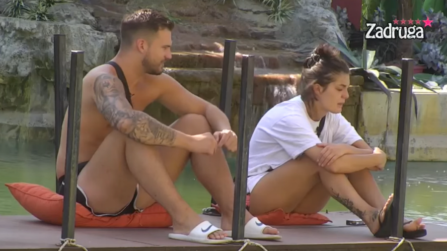 OVO SE NIKADA U RIJALITIJU NIJE DESILO Produkcija momentalno reagovala, poslala važno pismo u Belu kuću, a tiče se Marka i Viktorije